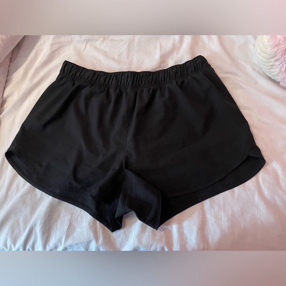 Lose black old navy athletic shorts